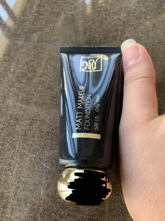 کرم پودر مای مدل 04 حجم 35 میلی‌لیتر