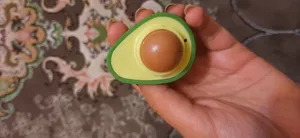 تجریه خرید بالم لب ایمنس هربال مدل آووکادو A1