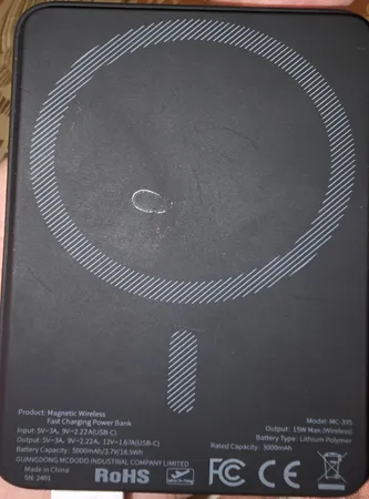 پاوربانک مک دودو مدل MC-395 ظرفیت 5000 میلی آمپر ساعت