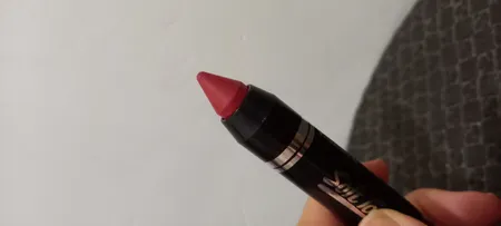 رژ لب مدادی میلوس شماره 23