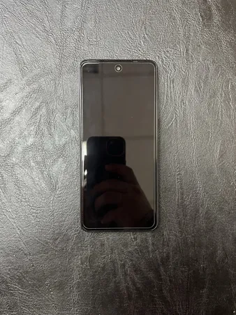 گوشی موبایل وکال مدل V2 Lite دو سیم کارت ظرفیت 128 گیگابایت و رم 4 گیگابایت