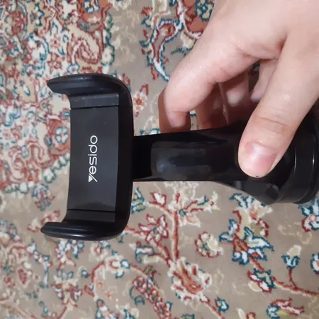 پایه نگهدارنده گوشی موبایل و تبلت یسیدو مدل C1