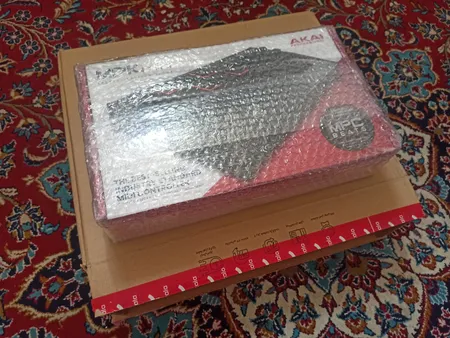 میدی کنترلر مدل AKAI MPK Mini MK3