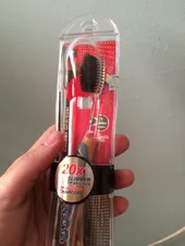 تجریه خرید مسواک کانفیدنت مدل Golden Charcoal با برس نرم