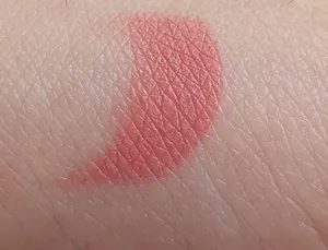 تجریه خرید رژلب گلدن رز مدل Velvet شماره 10