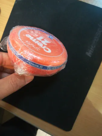 کرم مرطوب کننده کرم 21 مدل soft کد ۲۱ حجم 150 میلی لیتر