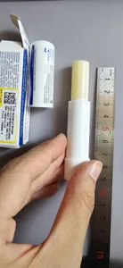 تجریه خرید بالم لب هیدرودرم مدل 02