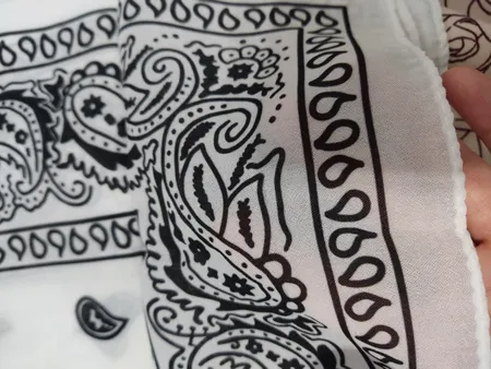 دستمال سر و گردن مدل khavar012