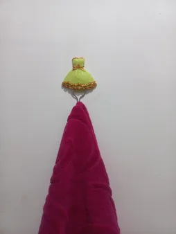 آویز حوله مدل Lady Dress