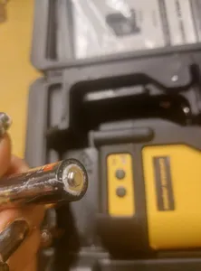 تجریه خرید تراز لیزری دیوالت مدل 50M