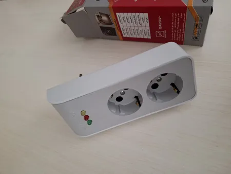 محافظ ولتاژ خیام الکتریک مدل دوخانه صوتی و تصویری