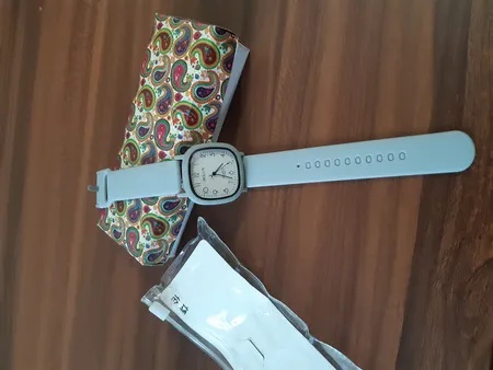 ساعت مچی عقربه ای بچگانه بولون مدل بند پیو ضد حساسیت کد 7