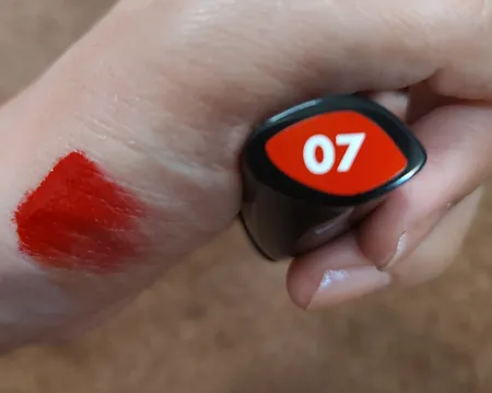 رژ لب مایع دبورا مدل VINYL شماره 07