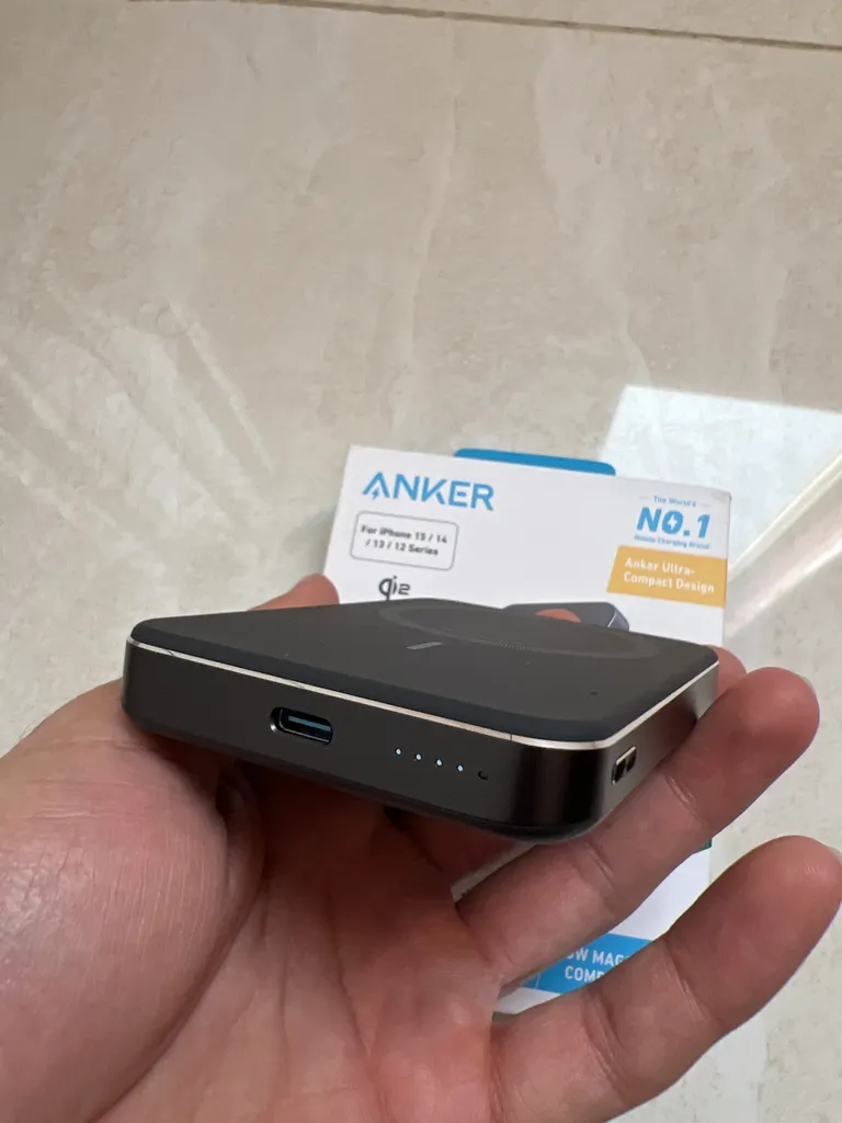 پاوربانک انکر مدل A1664 ظرفیت 10000 میلی آمپر ساعت