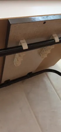 میز تحریر تاشو و تنظیم شو یاس سفید تک باکس دار