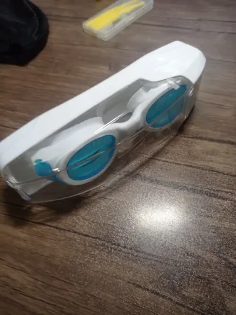 عینک شنا مدل سیلیکونی M-5200