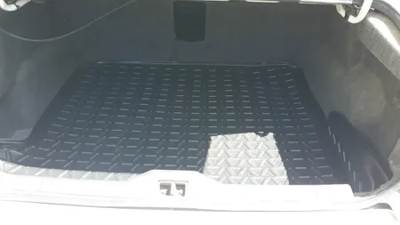 کفپوش سه بعدی صندوق خودرو مدل کارمن مناسب برای سمند