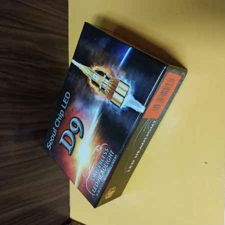 هدلایت لامپ خودرو D9 مدل H4 بسته 2 عددی