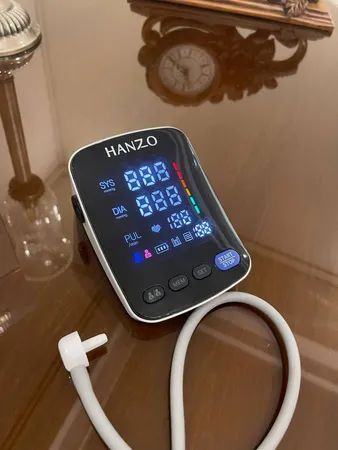 فشارسنج بازویی دیجیتال هانزو مدل U82