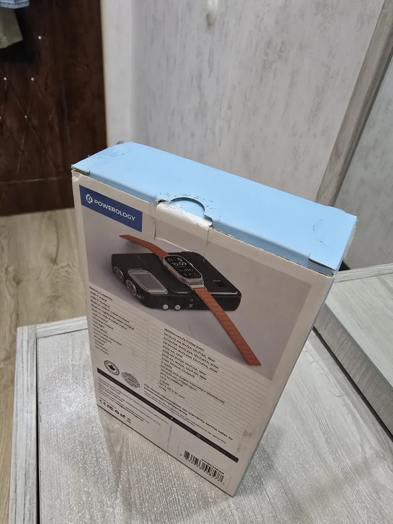 پاوربانک خورشیدی پاورولوژی مدل PPBCHA49 ظرفیت 16000 میلی امپر ساعت