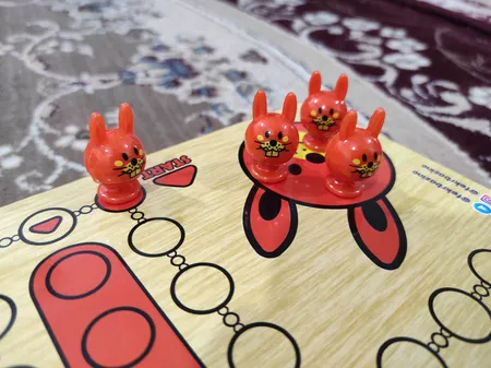 بازی منچ و مارپله تخته چوبی مدل Animals