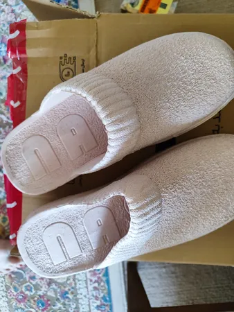 دمپایی نسیم مدل جلوبسته پرهام CR