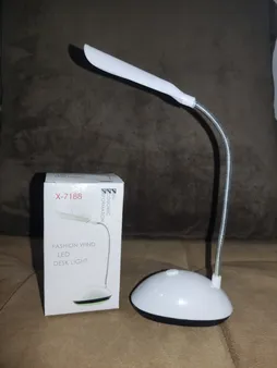 چراغ مطالعه مدل مینی تاشو