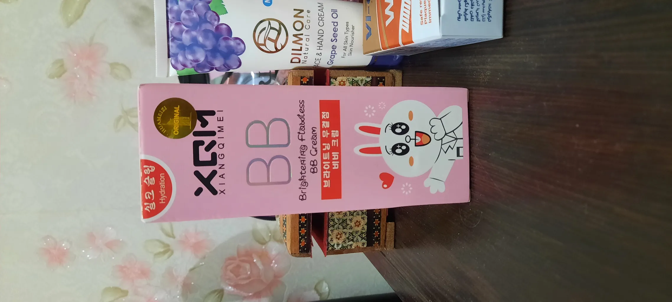 کرم پودر bb ایکس کیو ام مدل خرگوش مناسب انواع پوست وزن 65 گرم