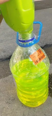 آب مقطر تکرو مدل R10 حجم 4000 میلی لیتر