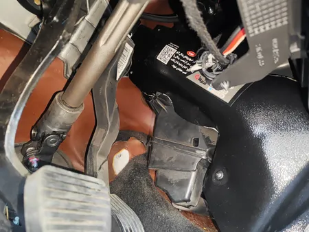 محافظ رادیاتور بخاری فنی ها مدل T5 مناسب برای پژو 207