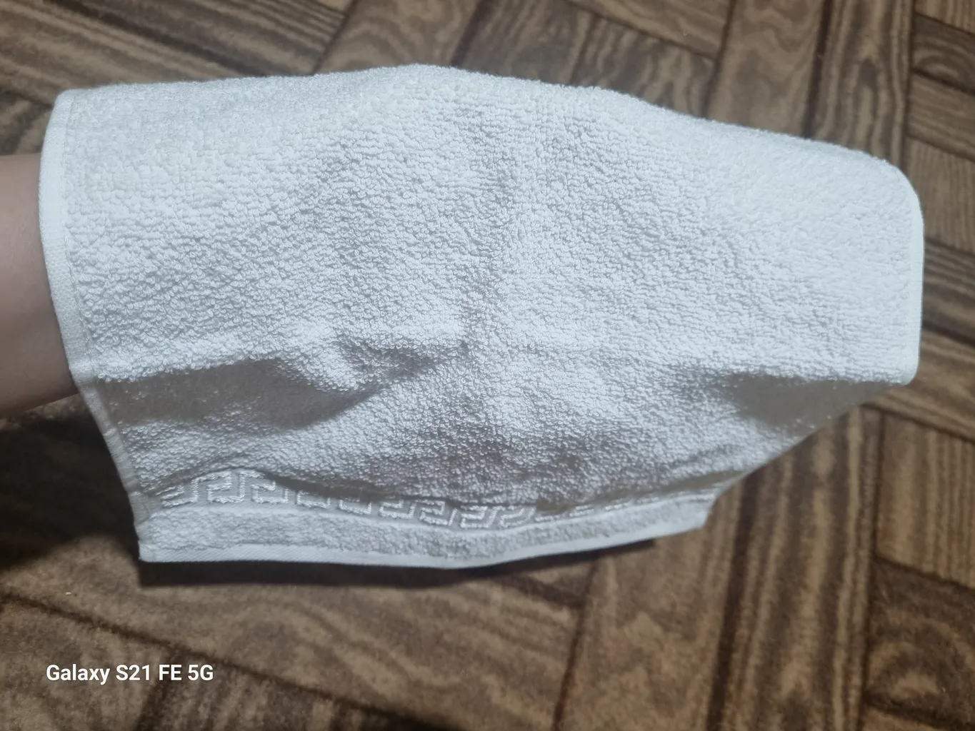 حوله دستی بهباف آذر کد 1821 سایز 30×58 سانتی متر