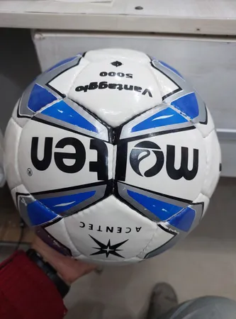 توپ فوتبال مدل Vantaggio 5000