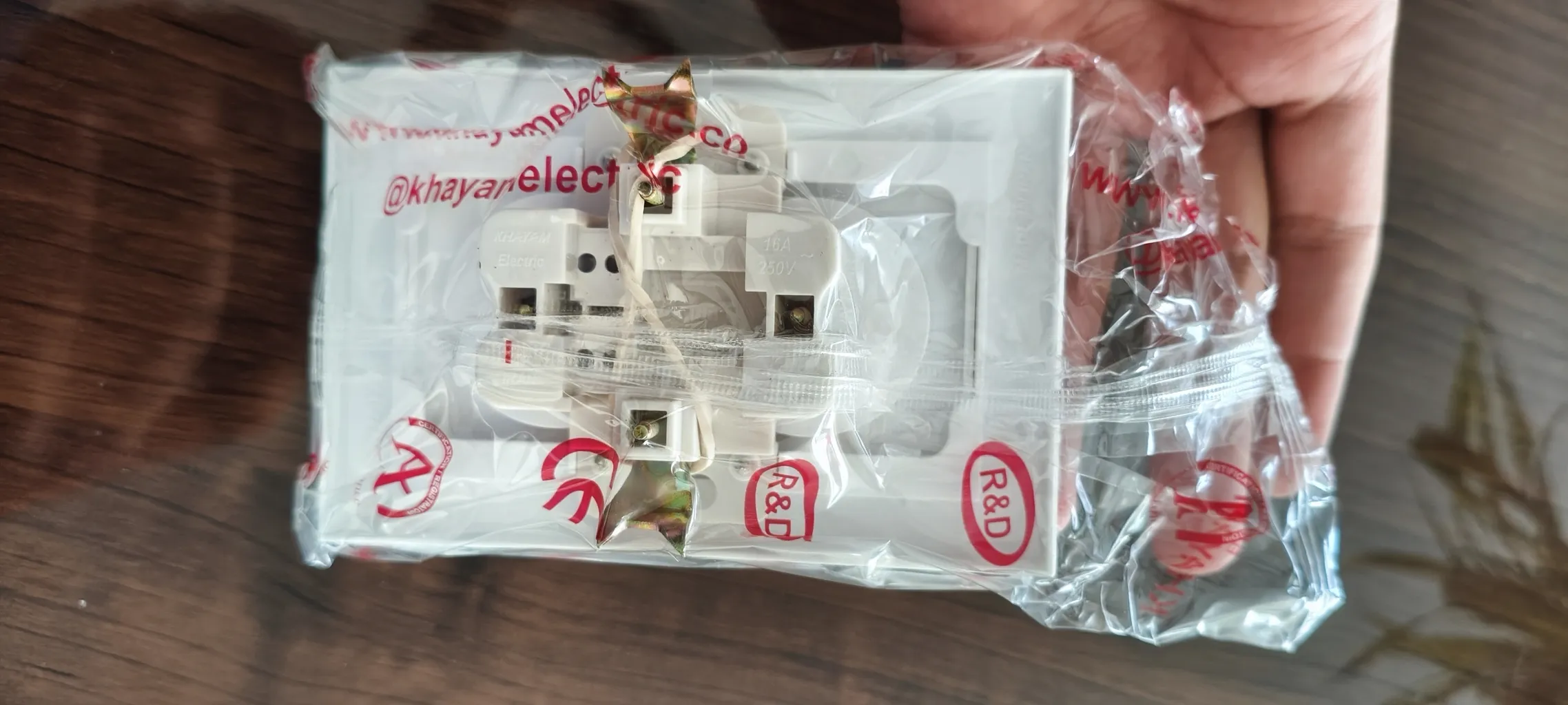 پریز برق دوقلو خیام الکتریک مدل KH8055