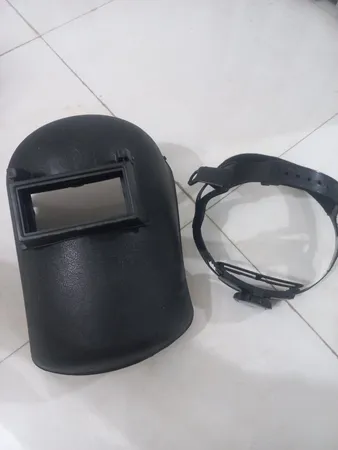 ماسک جوشکاری مدل N110 به همراه 2 عدد شیشه جوشکاری