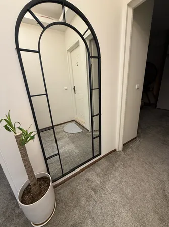 آینه مدل گنبدی فلزی طرح پنجره نیمه مشبک کد 180