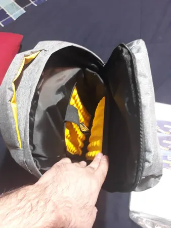 کوله پشتی لپ تاپ مدل C9812 مناسب برای لپ تاپ 15.6 اینچی