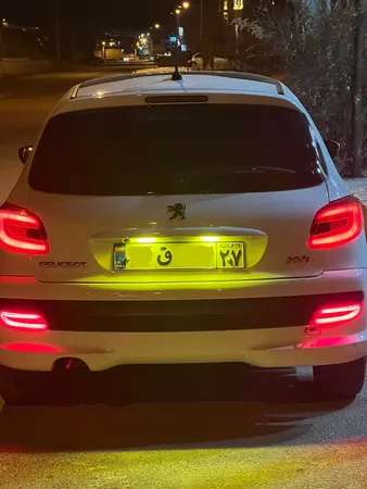 چراغ مه شکن عقب مدل اسپرت مناسب برای پژو 207 بسته 2 عددی