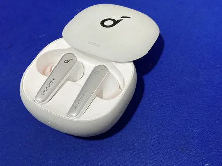 هدفون بلوتوثی انکر مدل SoundCore Liberty Air 2 Pro