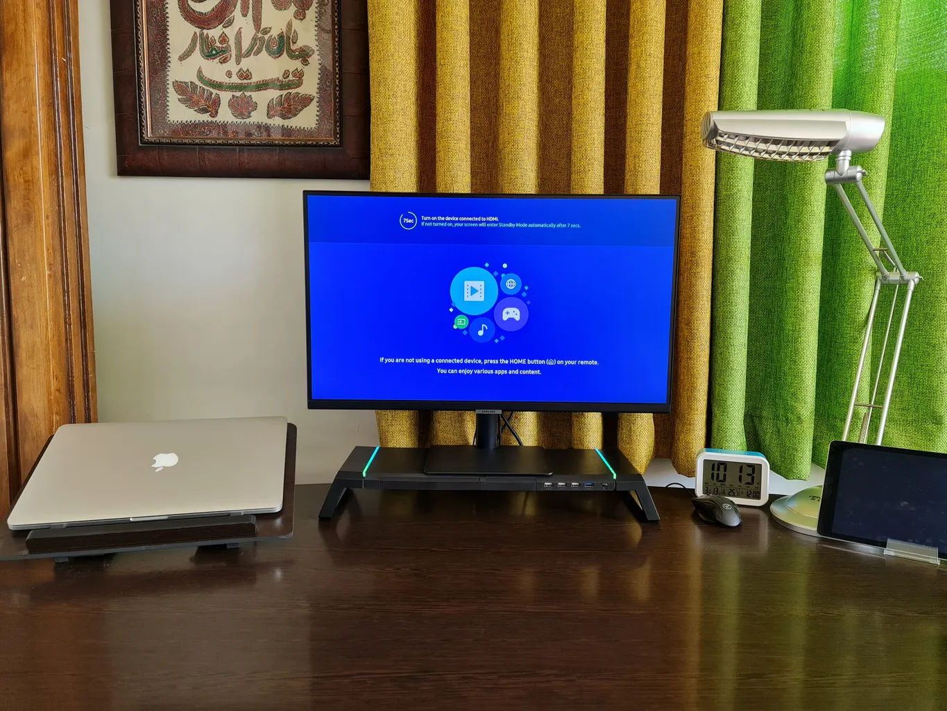 پایه نگهدارنده مانیتور تراست مدل TDESK