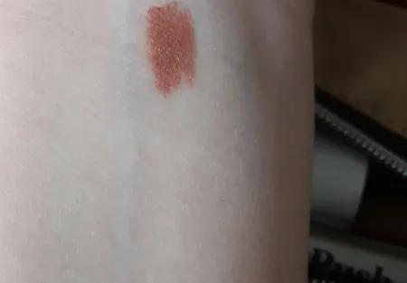 رژ لب مدادی میلوس شماره 30