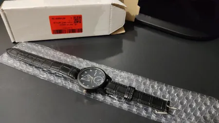 ساعت مچی عقربه ای والار کد LF1547