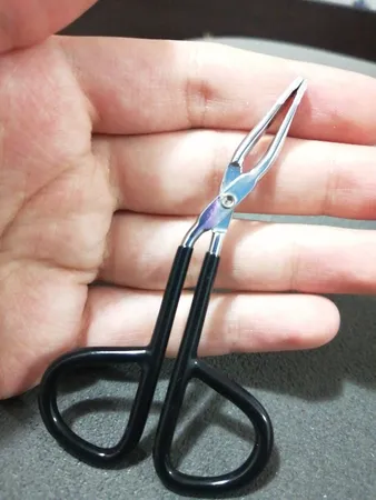 موچین ابرو مدل EBS