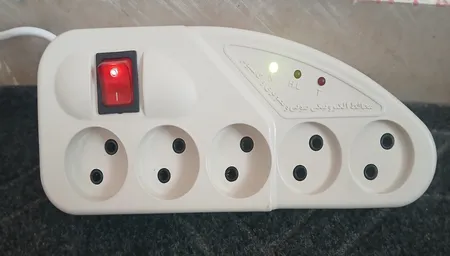 محافظ ولتاژ برق تکسان مدل TS-110