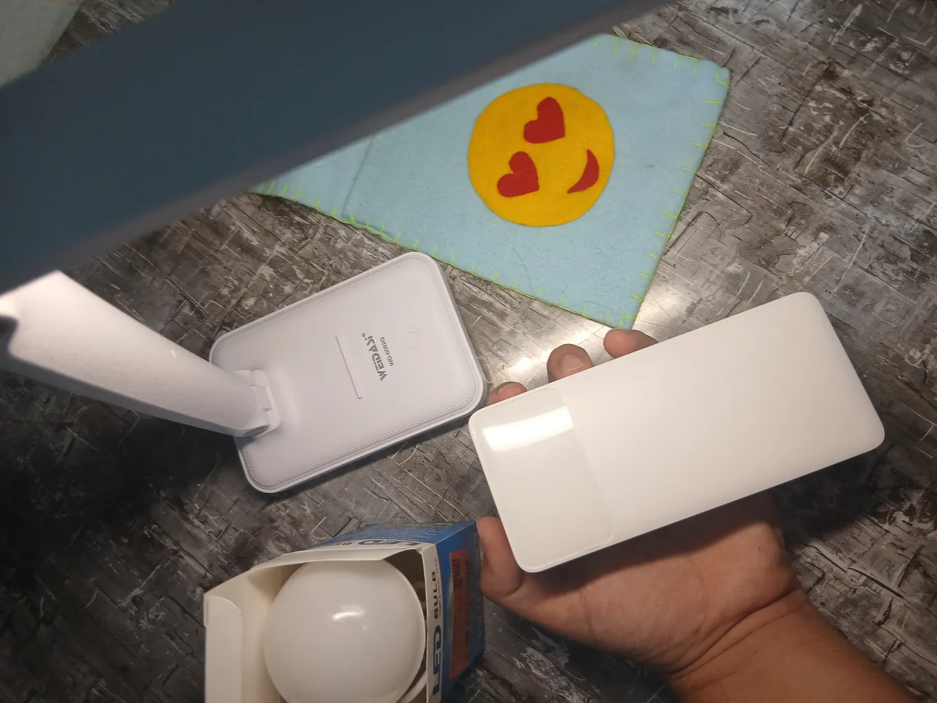 پاوربانک باسئوس مدل Bipow ظرفیت 30000 میلی آمپر ساعت