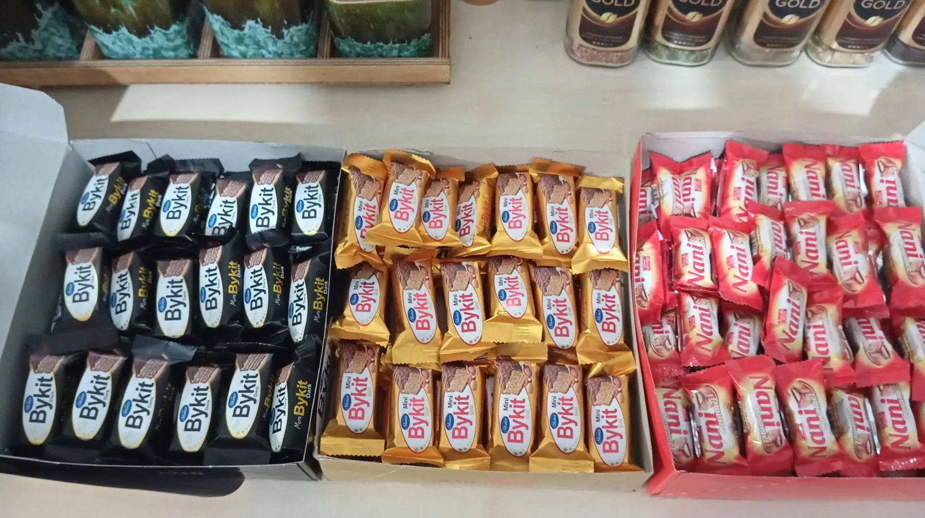 ویفر شکلاتی مینی بایکیت تلخ شونیز - 500 گرم