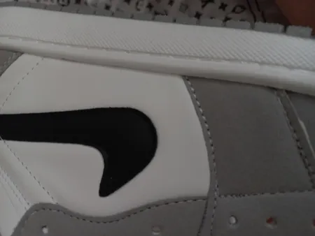 کفش مخصوص دویدن مدل Air Jordan 1 Mid Light Smoke