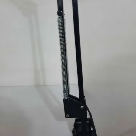 چراغ مطالعه صنایع کریم زاده مدل EN-101 همراه با لامپ ال ای دی 9 وات