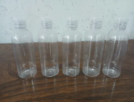 بطری و محفظه کرم مدل F مجموعه 5 عددی