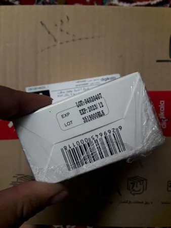 سرم پوست درما پلاس مدل ویتامین آ حجم 30 میلی لیتر