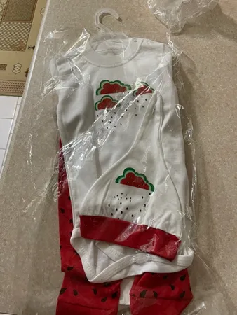 ست 3 تکه لباس نوزادی مدل یلدا طرح هندوانه کد Abr3